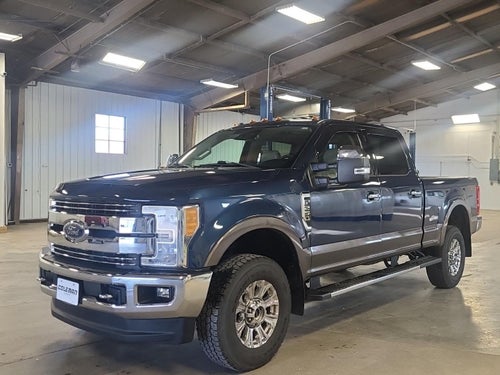 2017 Ford Super Duty F-250 SRW Lariat