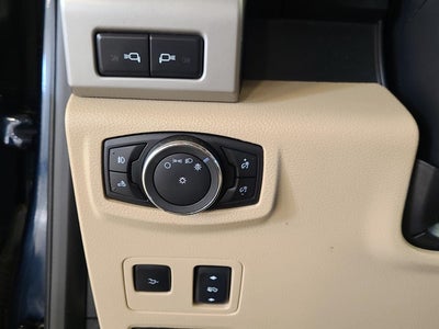 2017 Ford Super Duty F-250 SRW Lariat