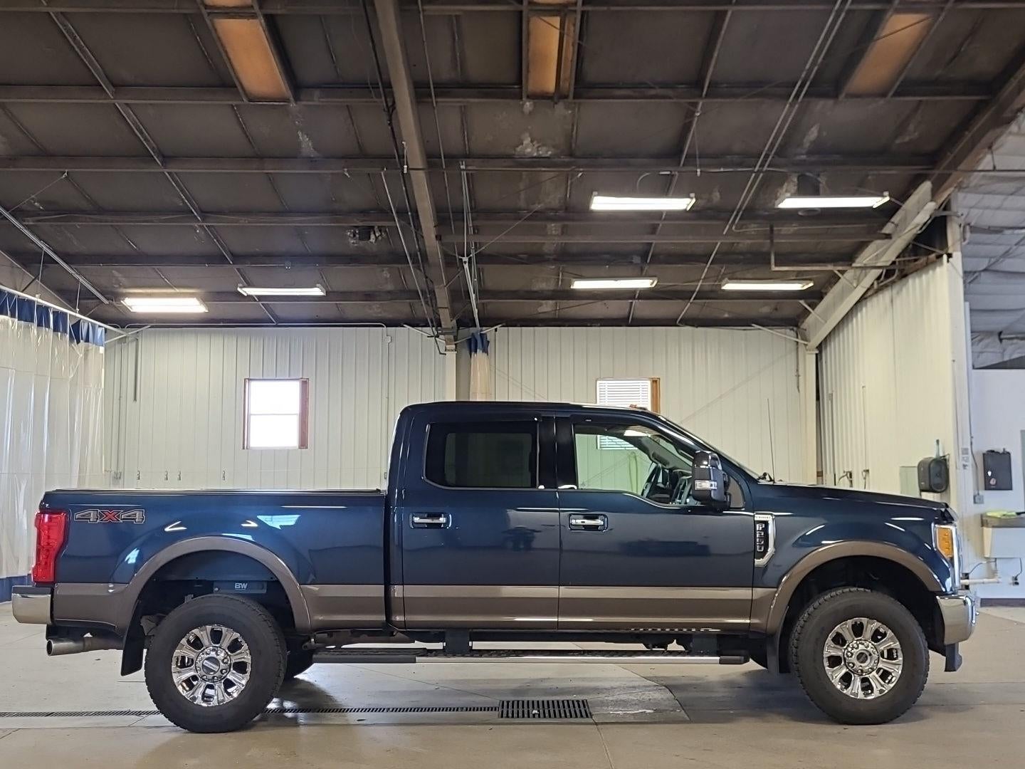 2017 Ford Super Duty F-250 SRW Lariat