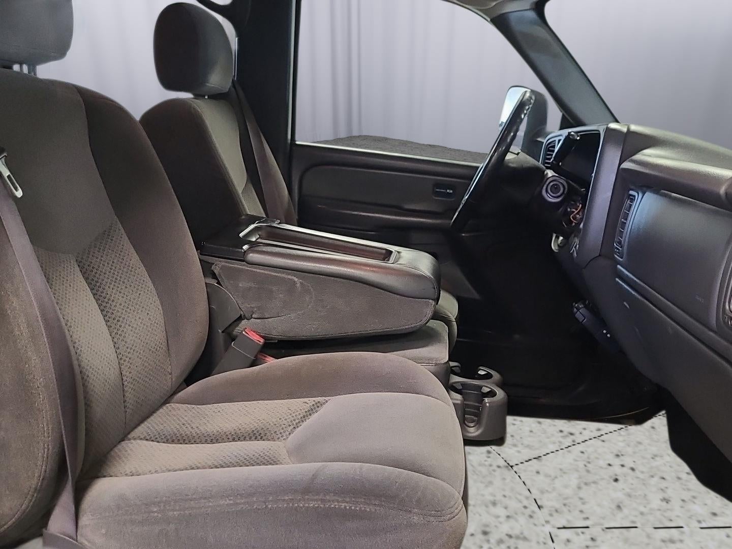 2005 Chevrolet Silverado 2500 HD LS