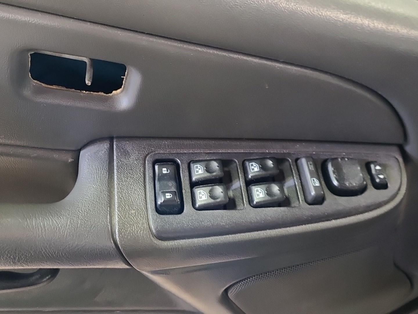 2005 Chevrolet Silverado 2500 HD LS