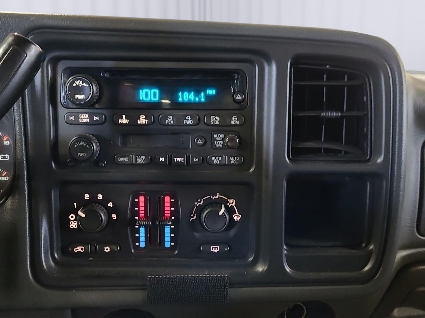 2005 Chevrolet Silverado 2500 HD LS