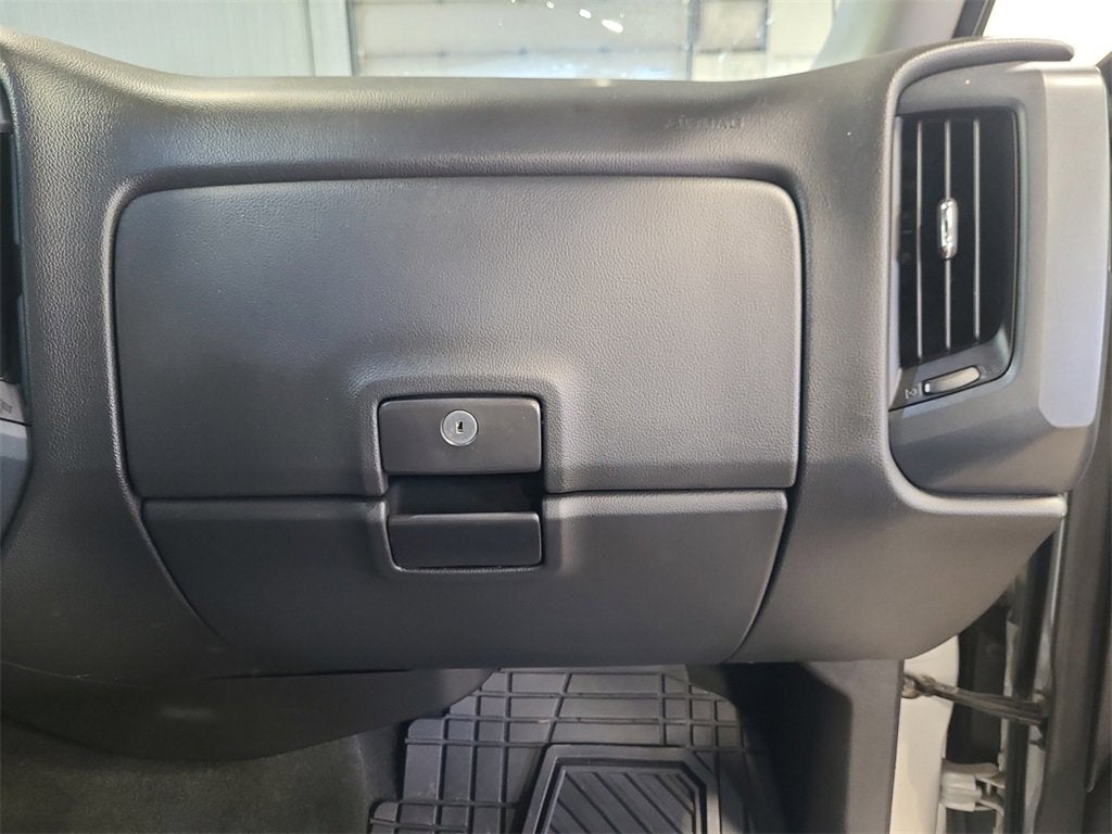 2017 Chevrolet Silverado 1500 Custom