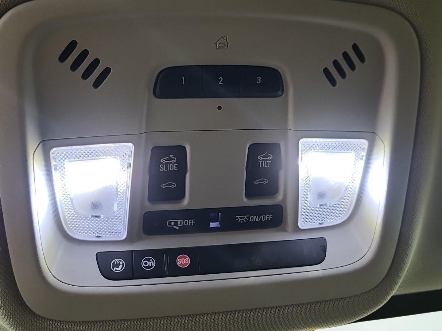 2021 Chevrolet Traverse Premier