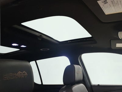 2023 Chevrolet Traverse High Country
