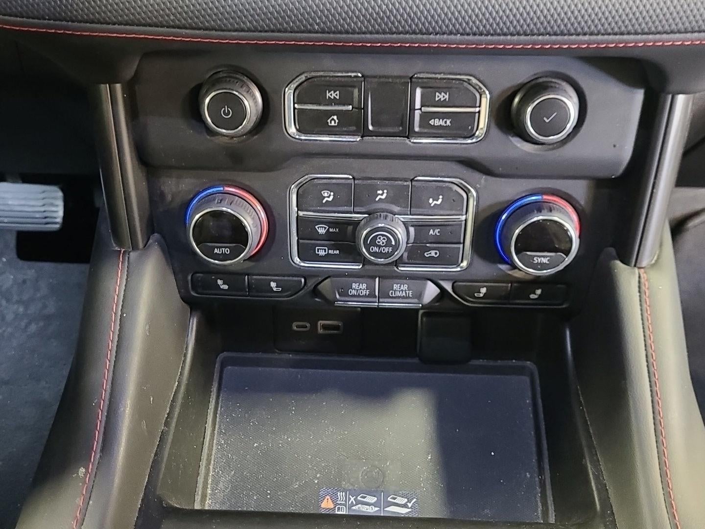 2023 Chevrolet Suburban RST