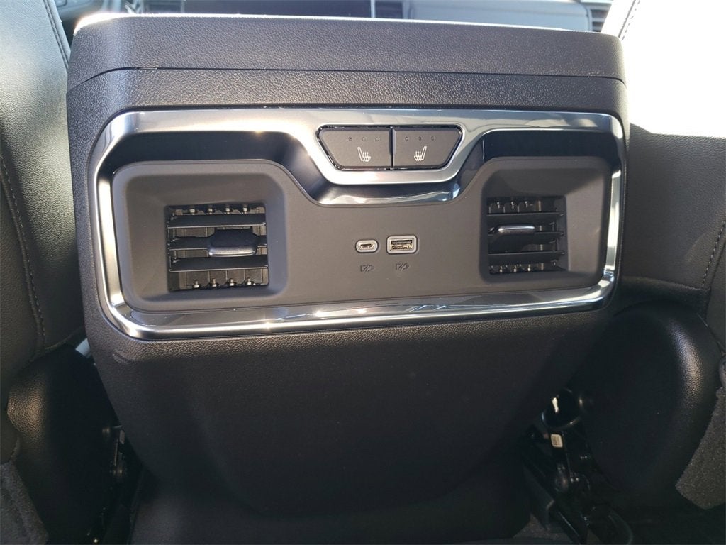 2025 GMC Sierra 3500 HD SLT