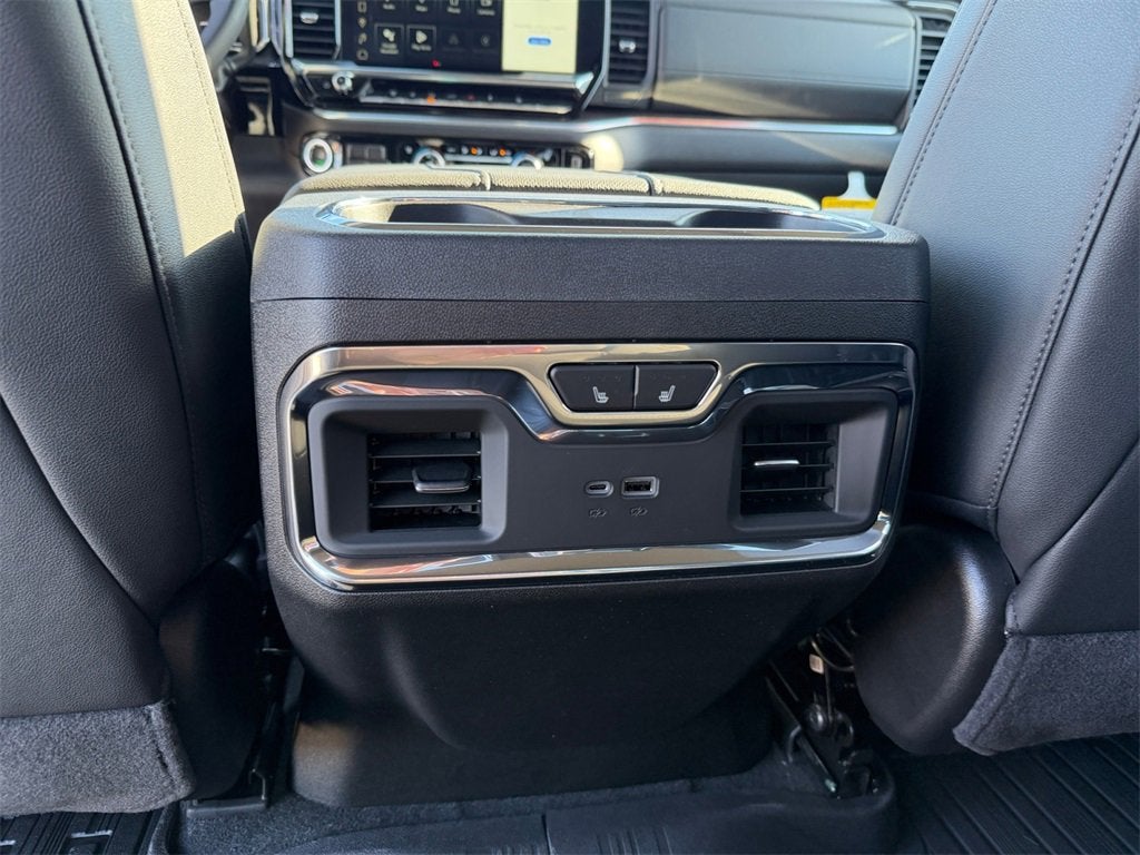 2025 GMC Sierra 3500 HD SLT