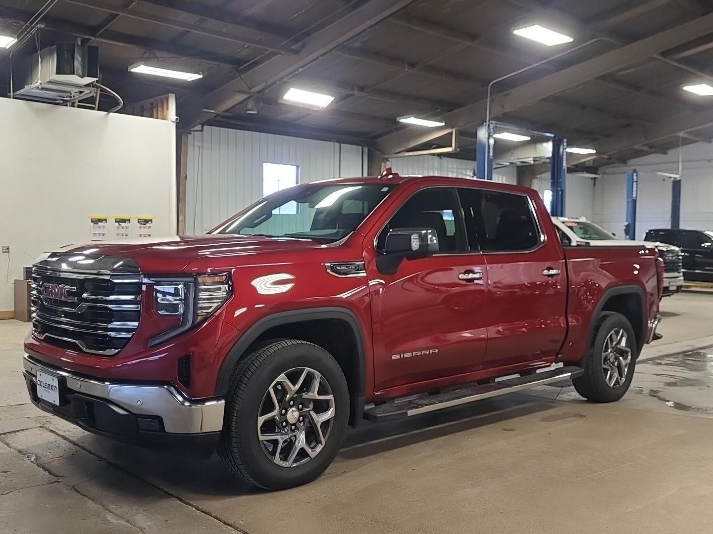 2024 GMC Sierra 1500 SLT