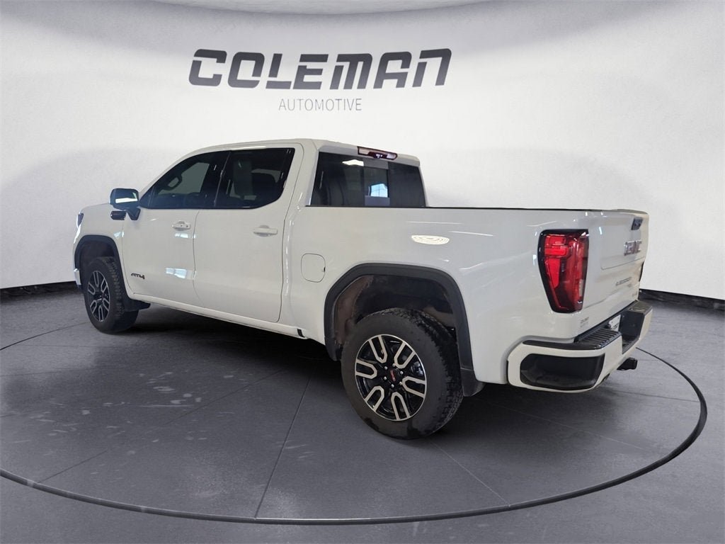 2025 GMC Sierra 1500 AT4