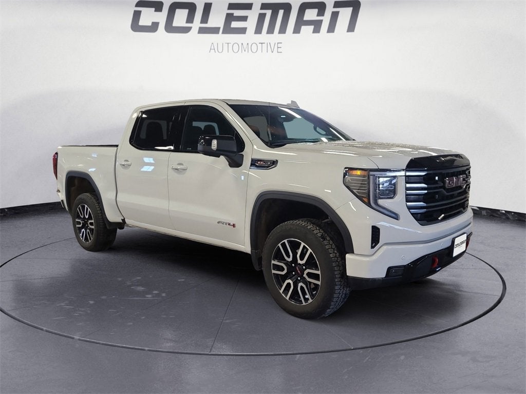 2025 GMC Sierra 1500 AT4