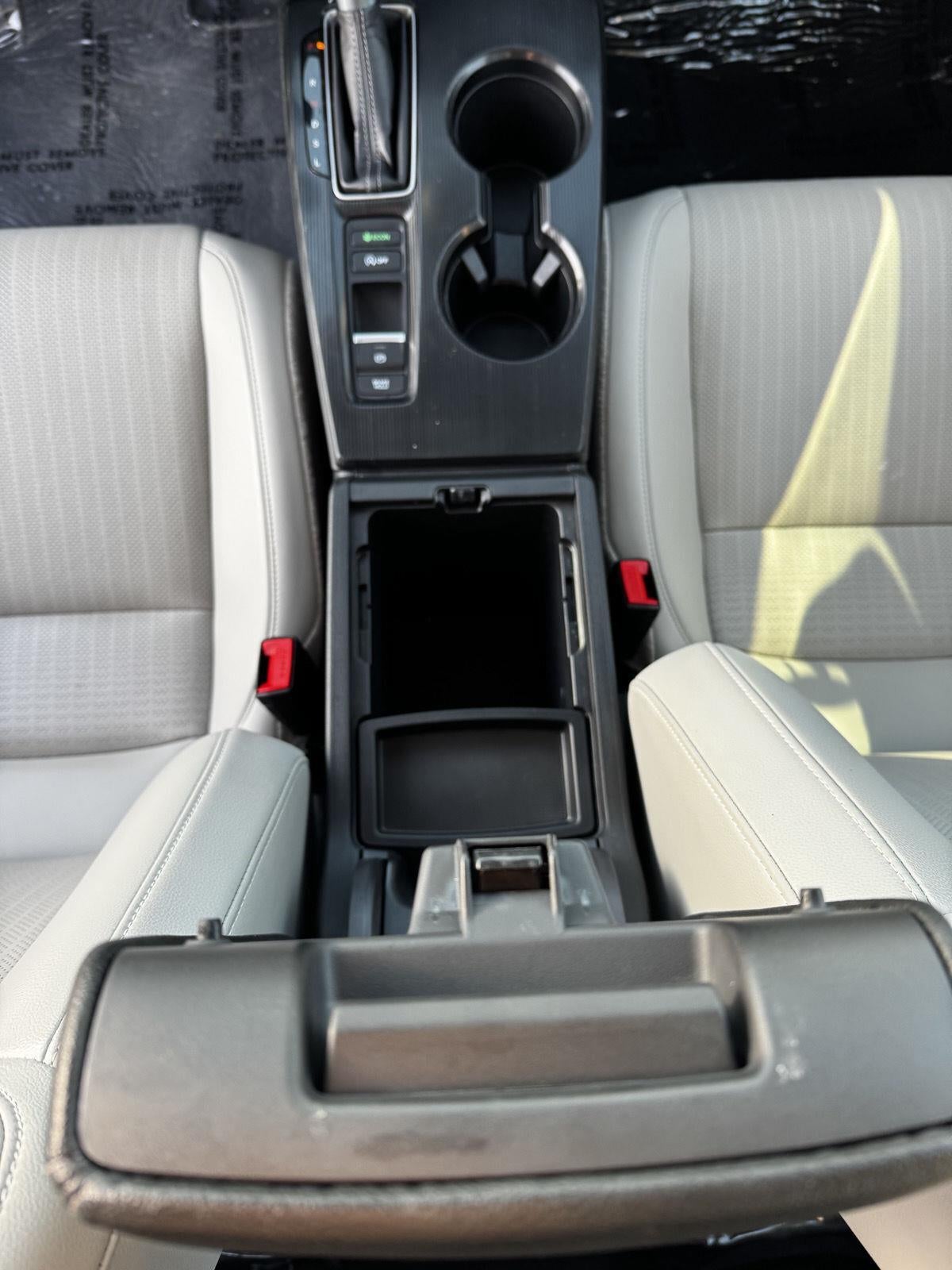 2024 Honda Civic Hatchback EX-L