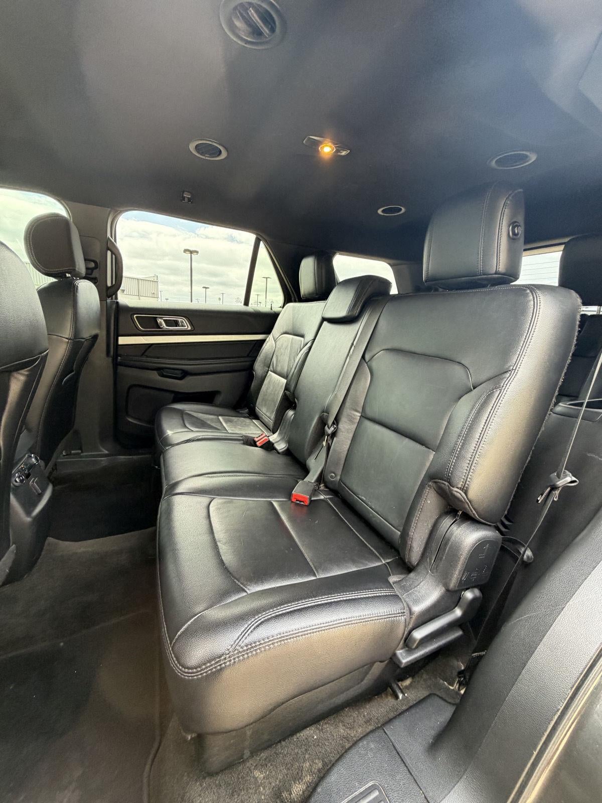 2016 Ford Explorer XLT 14