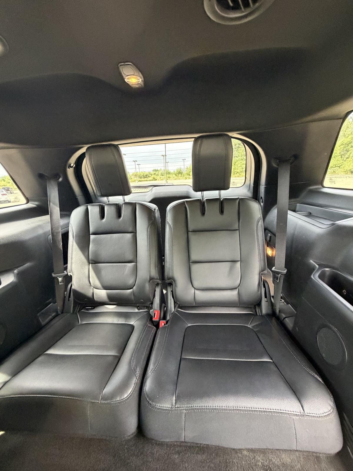 2016 Ford Explorer XLT 18