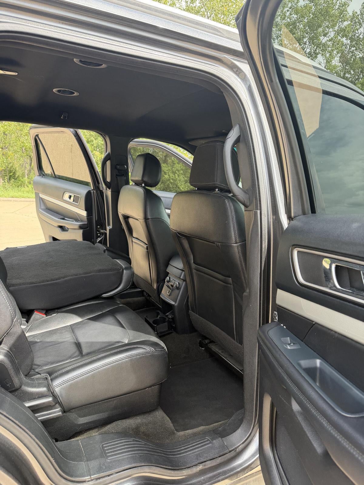 2016 Ford Explorer XLT 19