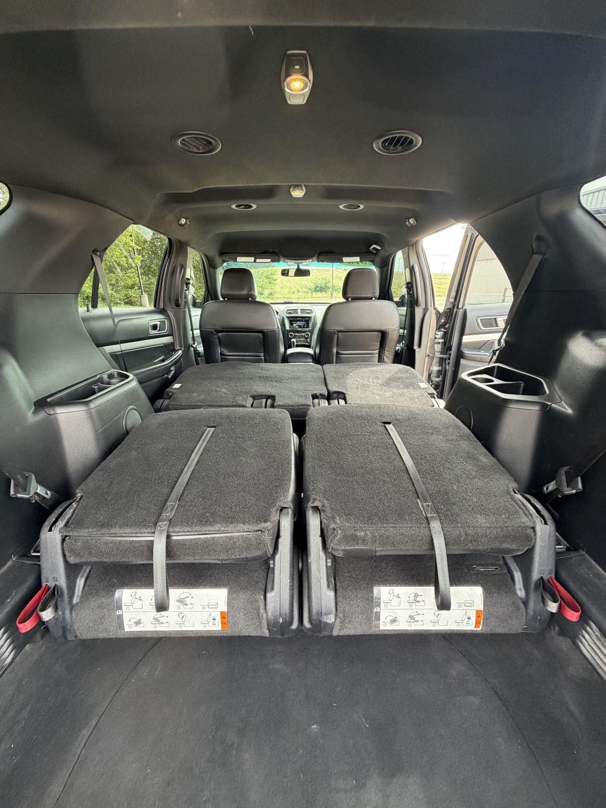 2016 Ford Explorer XLT 26