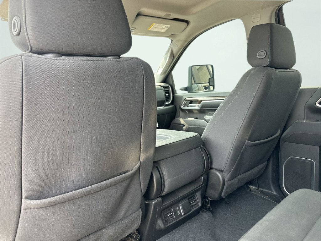 2024 Chevrolet Silverado 2500 HD LT 40