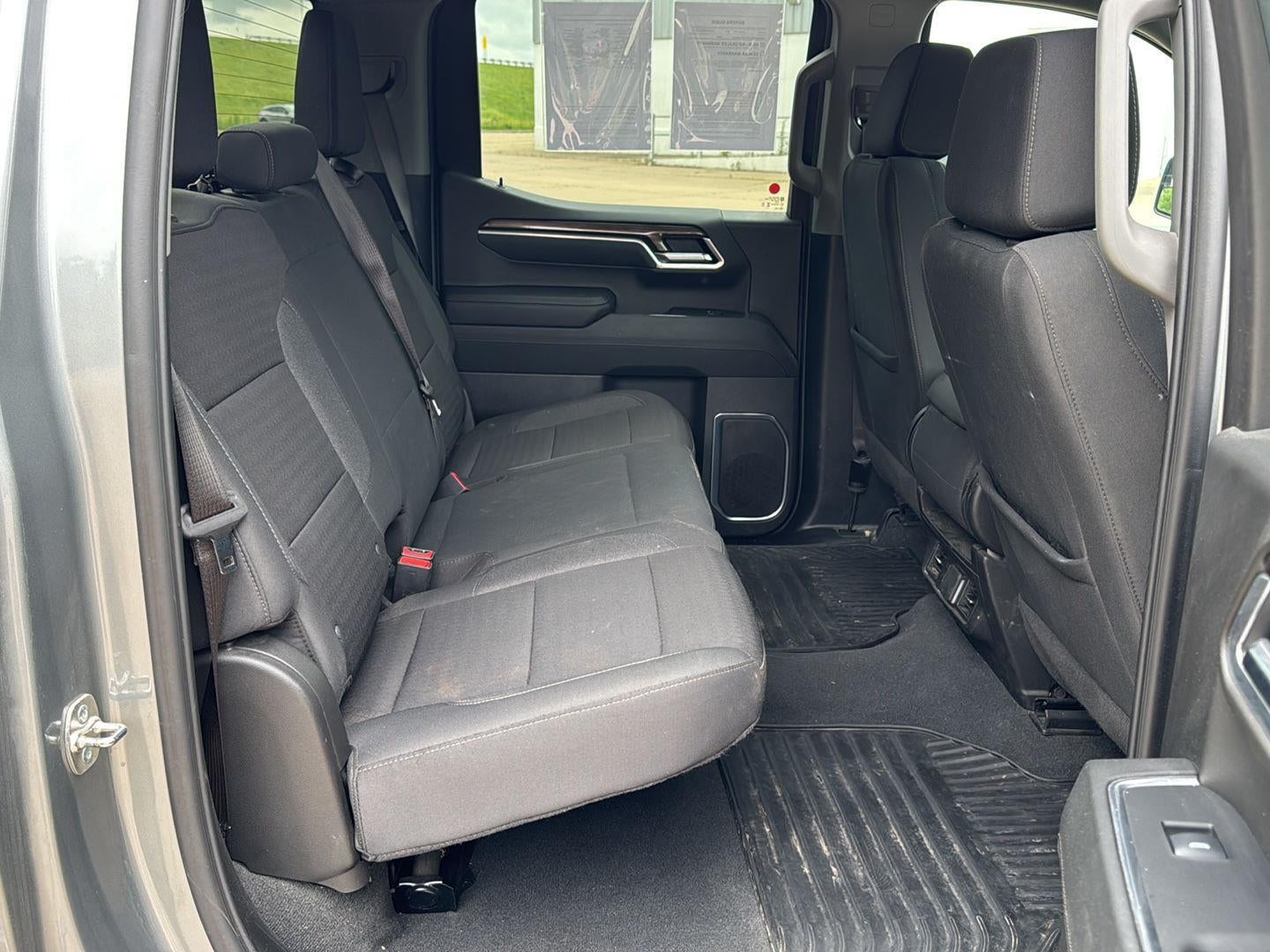 2025 Chevrolet Silverado 1500 LT 22