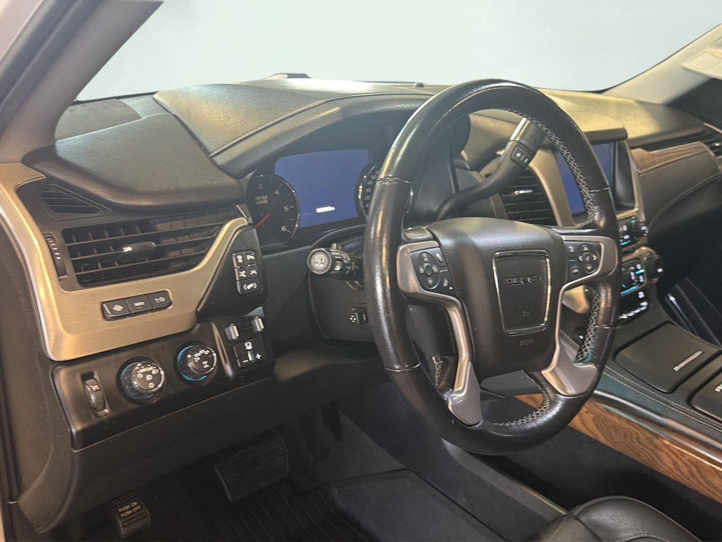 2020 GMC Yukon XL Denali