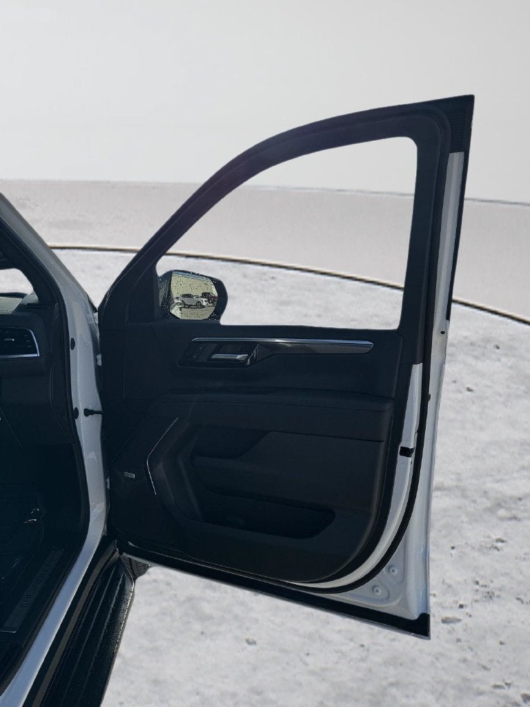 2027 Chevrolet Tahoe RST 30
