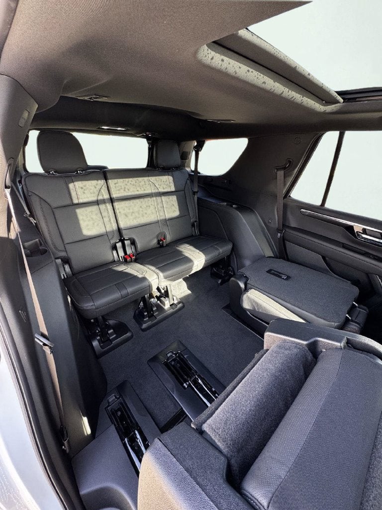 2027 Chevrolet Tahoe RST 35