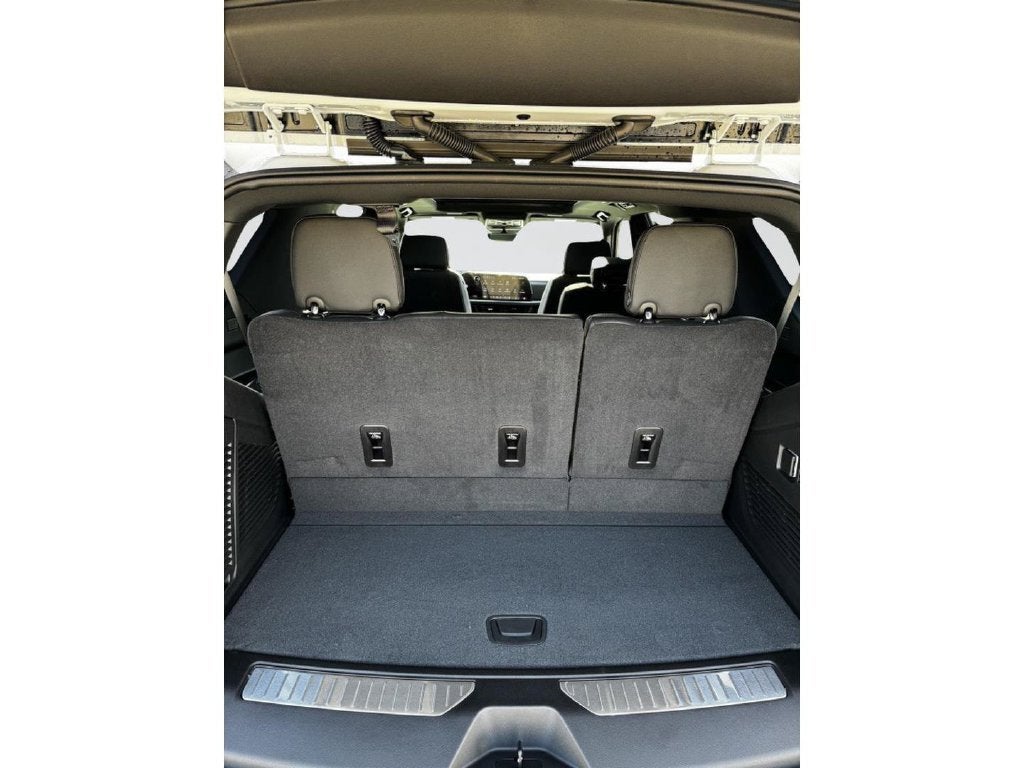 2027 Chevrolet Tahoe RST 39