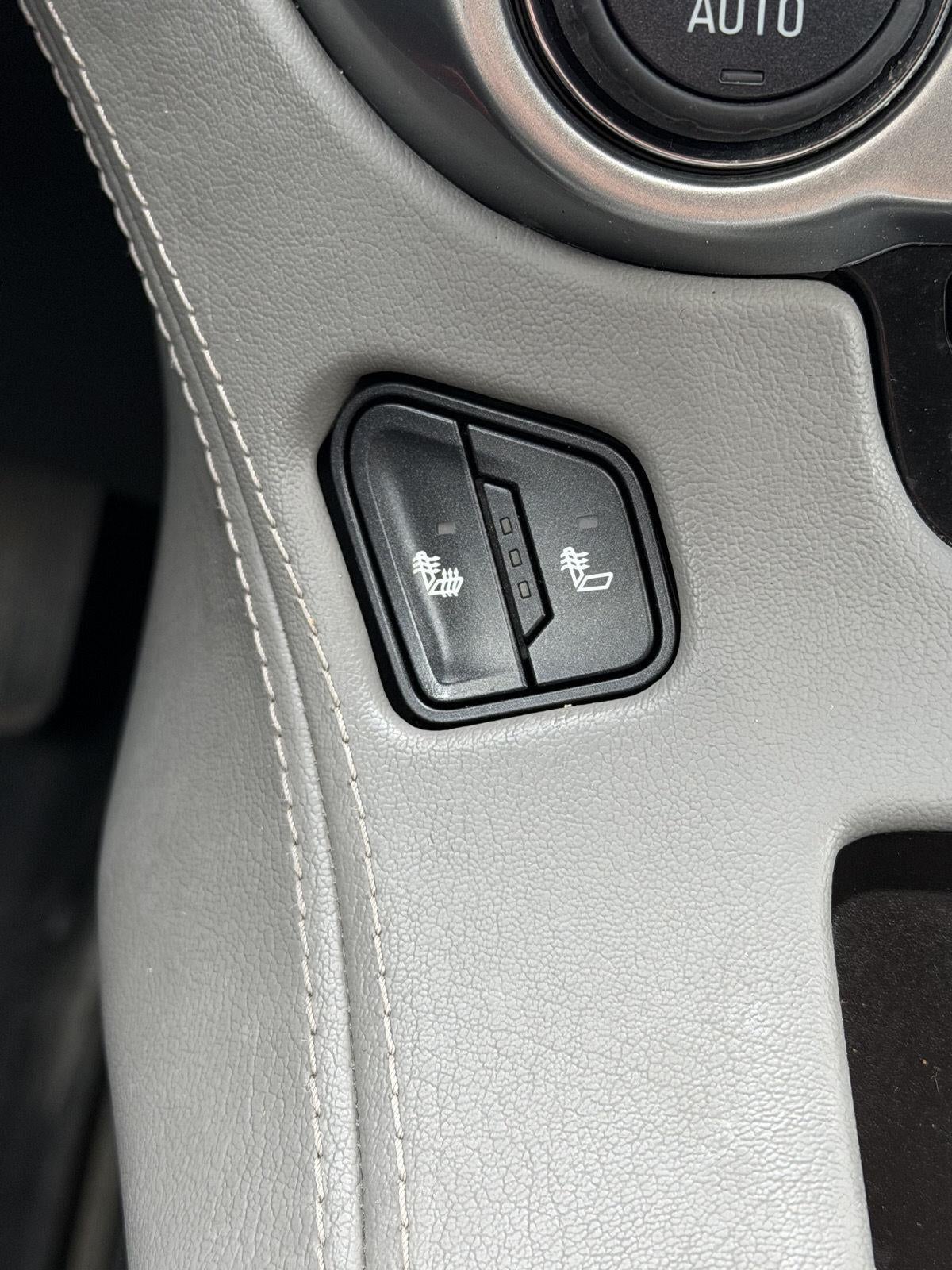 2015 Chevrolet Tahoe LT 10