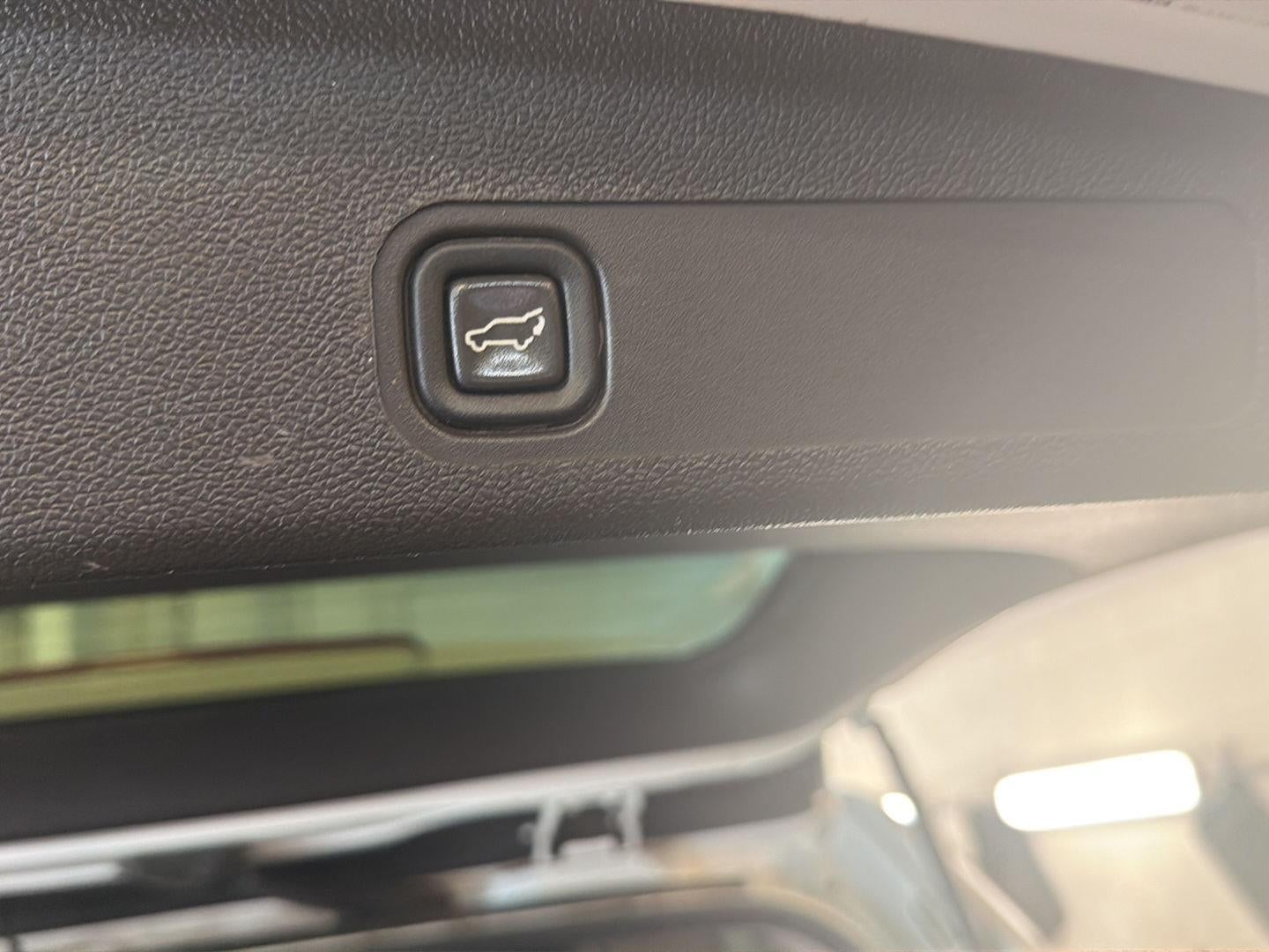 2012 Chevrolet Suburban LT