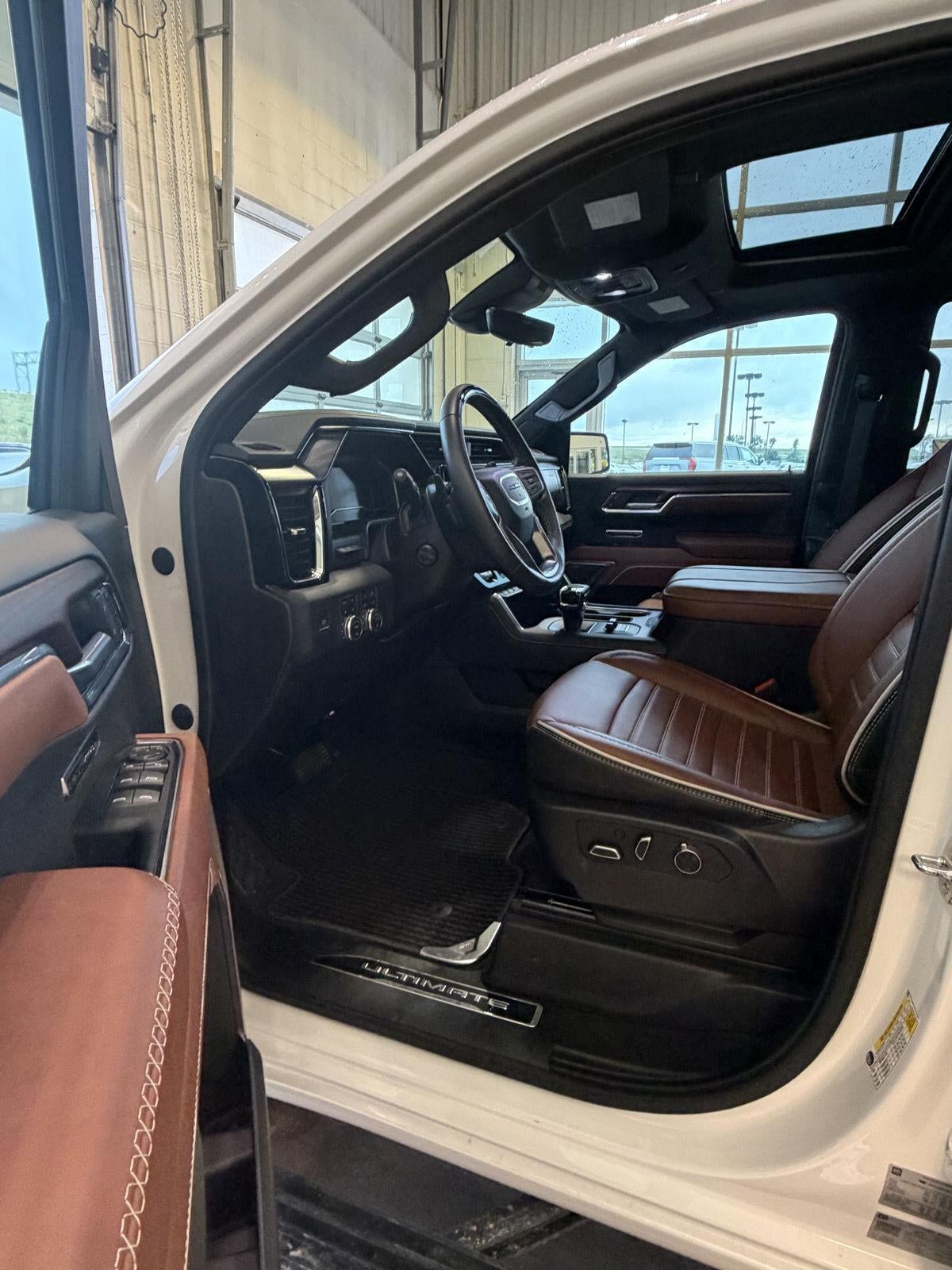 2023 GMC Sierra 1500 Denali Ultimate 2