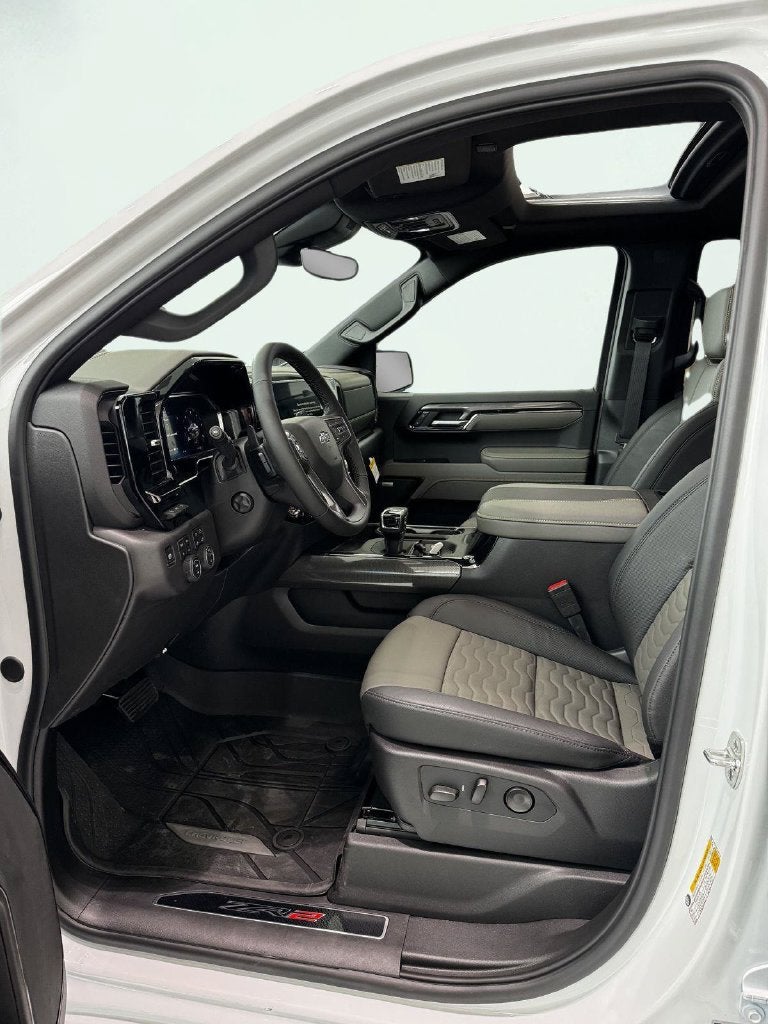 2026 Chevrolet Silverado 1500 ZR2 36