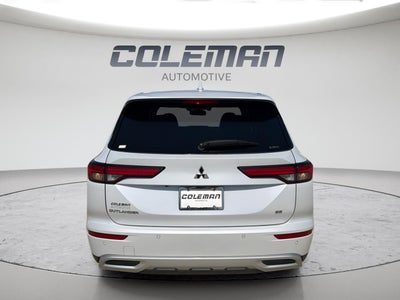 2024 Mitsubishi Outlander SE
