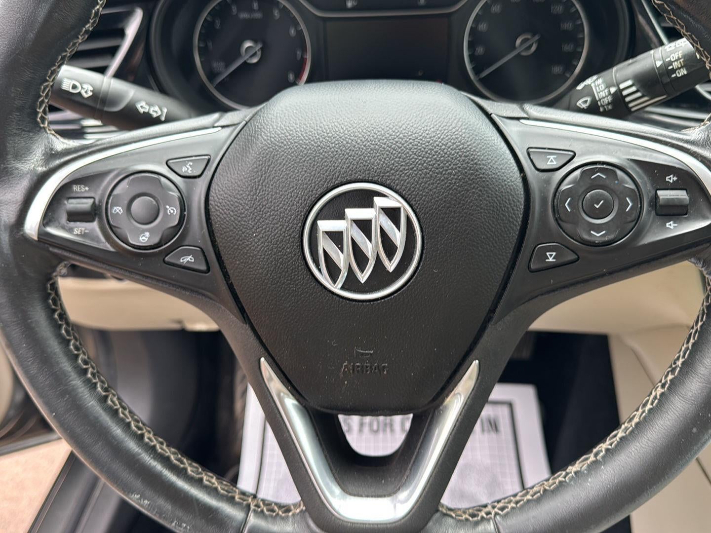 2019 Buick Regal TourX Essence