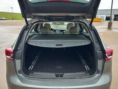 2019 Buick Regal TourX Essence