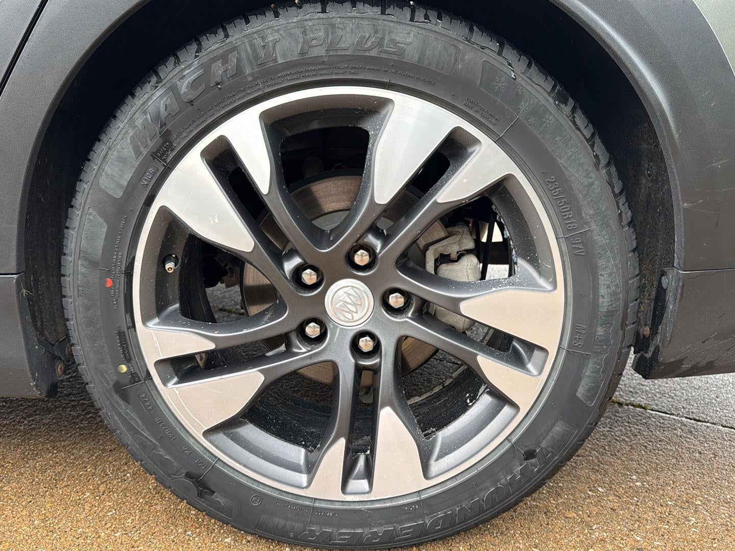 2019 Buick Regal TourX Essence 28
