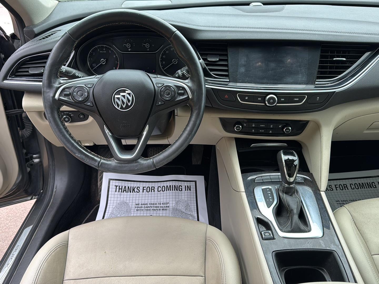 2019 Buick Regal TourX Essence