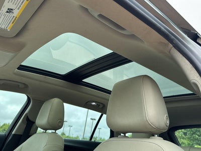 2019 Buick Regal TourX Essence