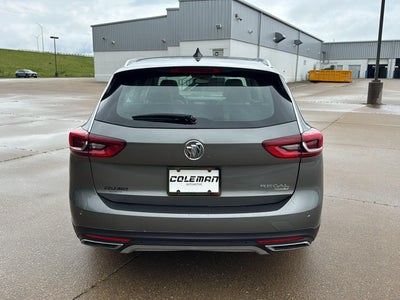 2019 Buick Regal TourX Essence