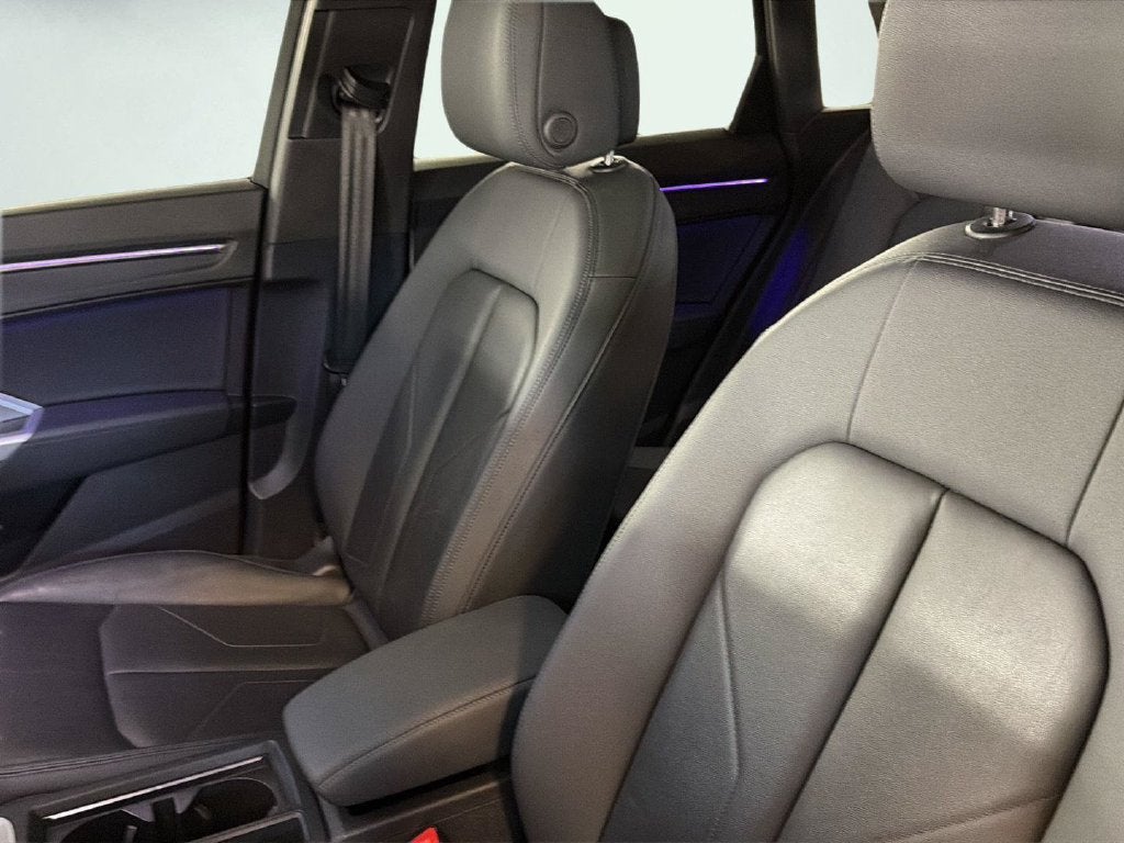 2023 Audi Q3 S line Premium Plus 40