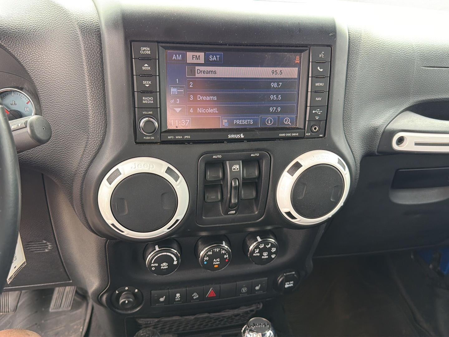 2014 Jeep Wrangler Unlimited Polar Edition