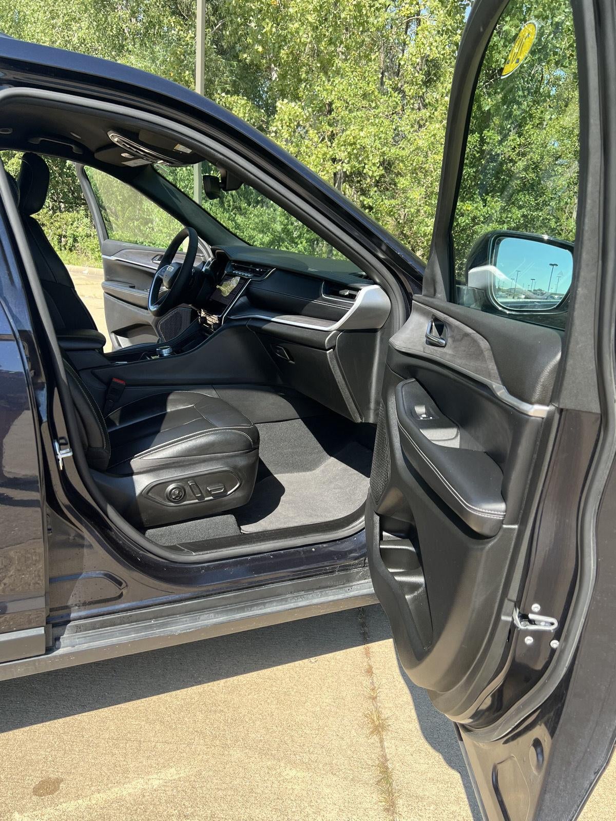 2024 Jeep Grand Cherokee Limited 11