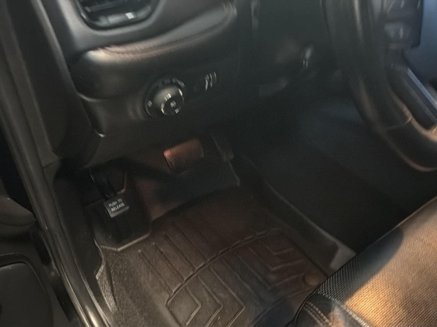 2021 Dodge Durango RT 25