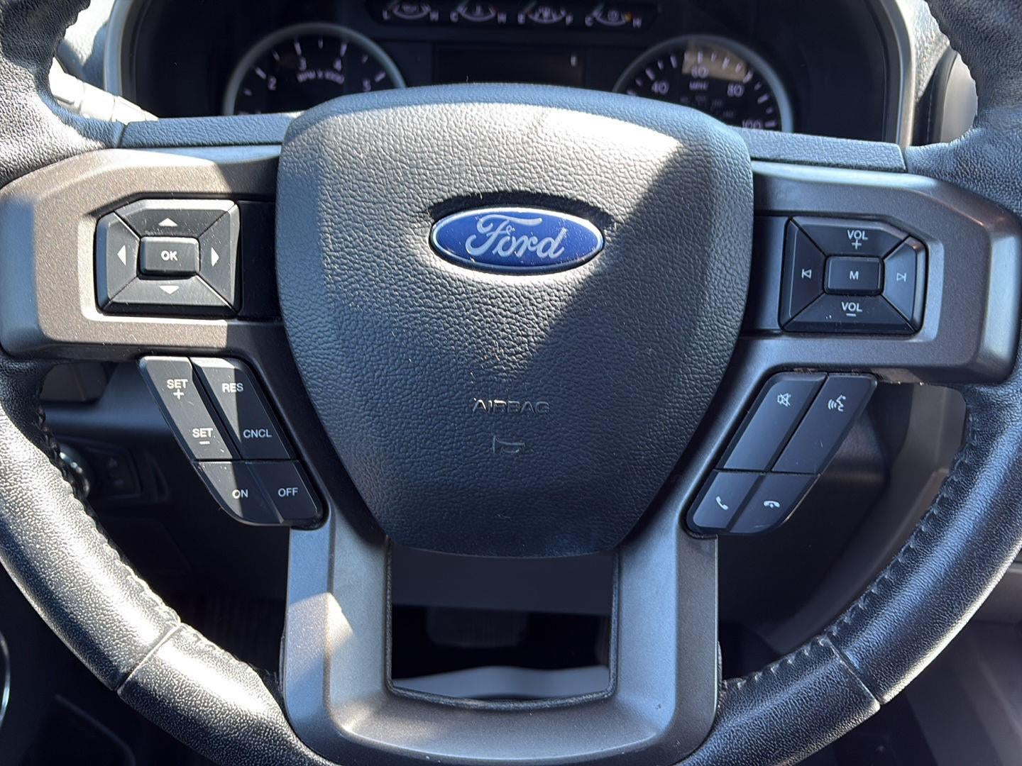 2020 Ford Expedition XLT 8