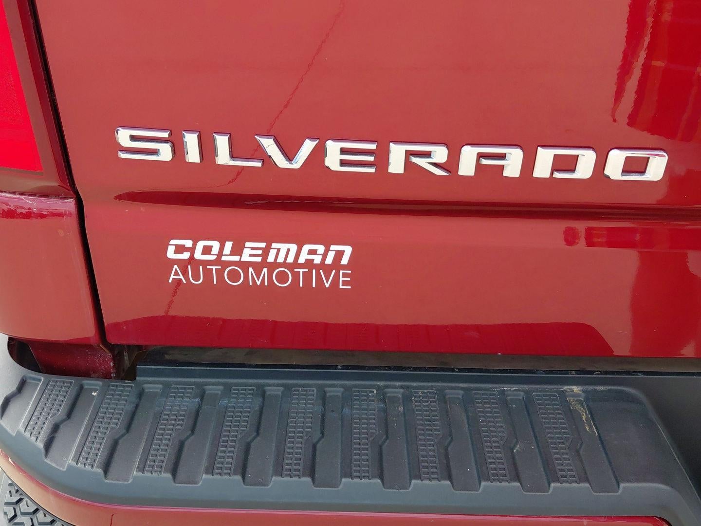 2020 Chevrolet Silverado 1500 RST 19