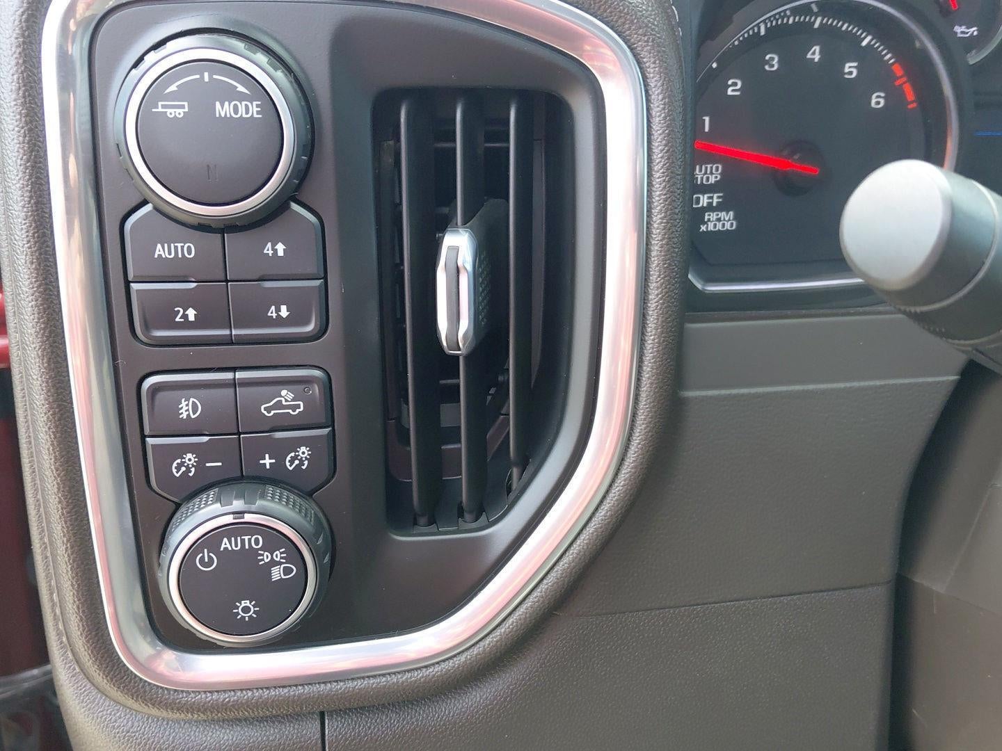 2020 Chevrolet Silverado 1500 RST 28