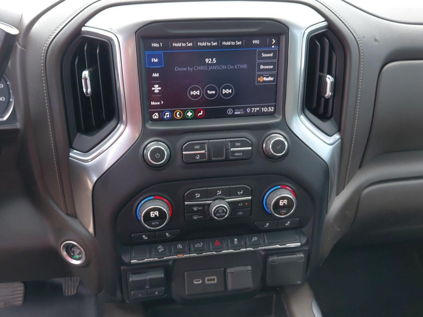2020 Chevrolet Silverado 1500 RST 30