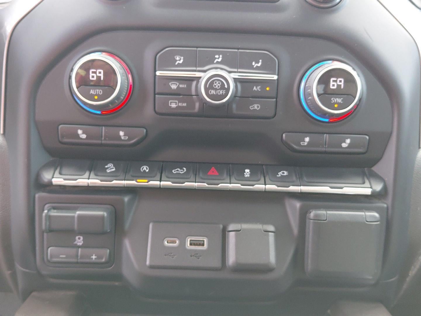 2020 Chevrolet Silverado 1500 RST 36