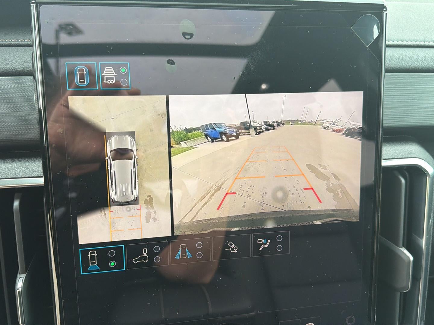 2027 GMC Acadia Elevation - Photo 16