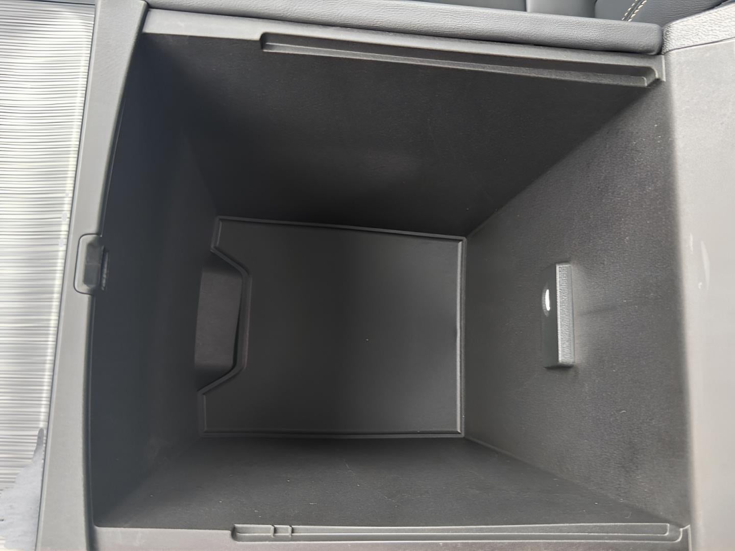 2027 GMC Acadia Elevation - Photo 23