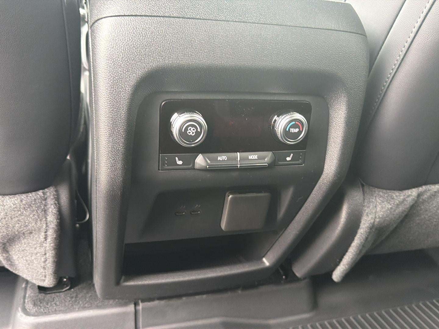 2027 GMC Acadia Elevation - Photo 29
