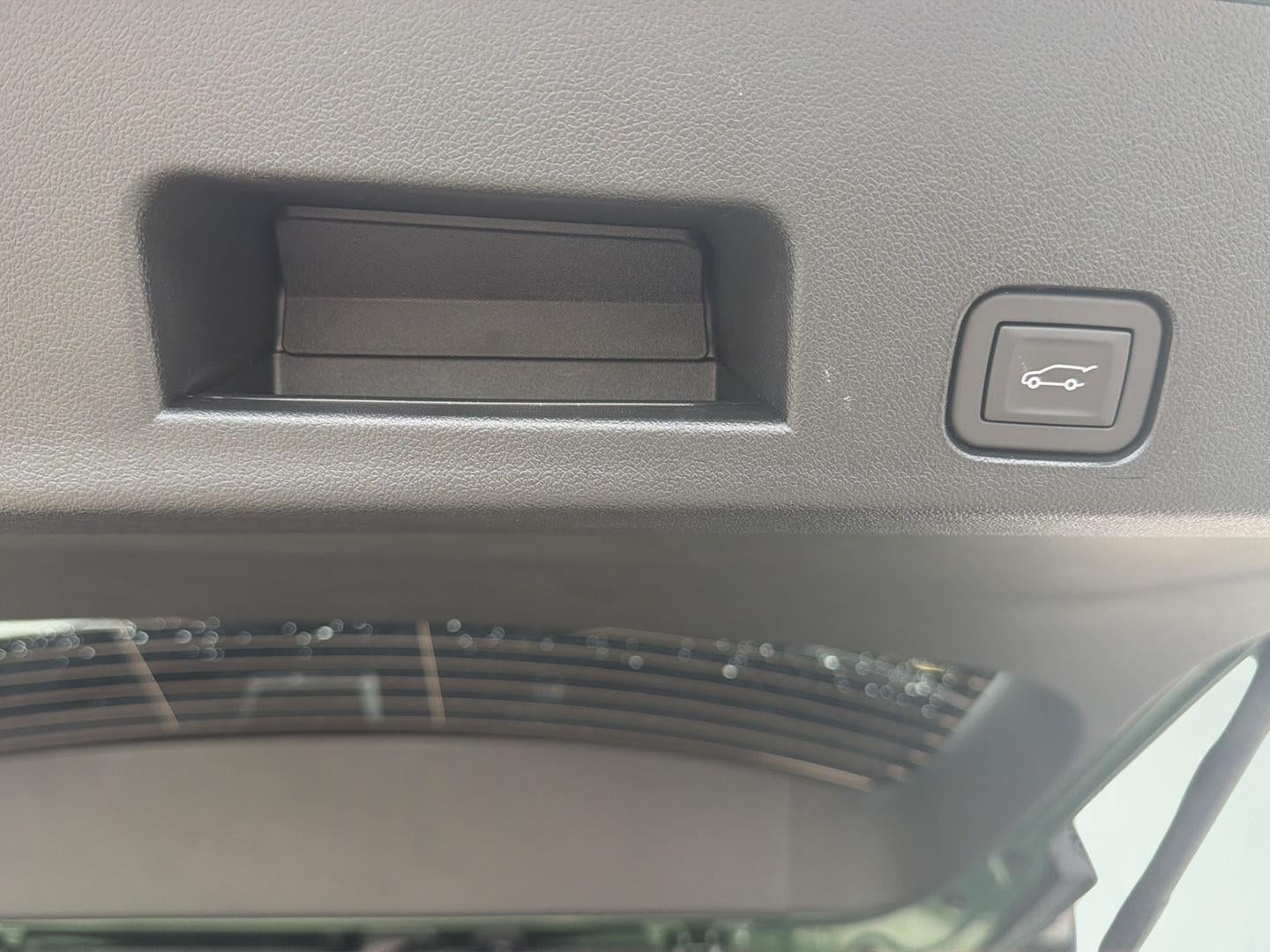 2027 GMC Acadia Elevation - Photo 32
